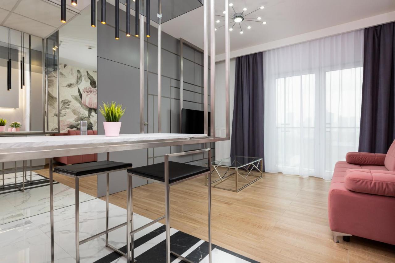 Premium Apartments Business Center By Renters Prestige Warsawa Ruang foto